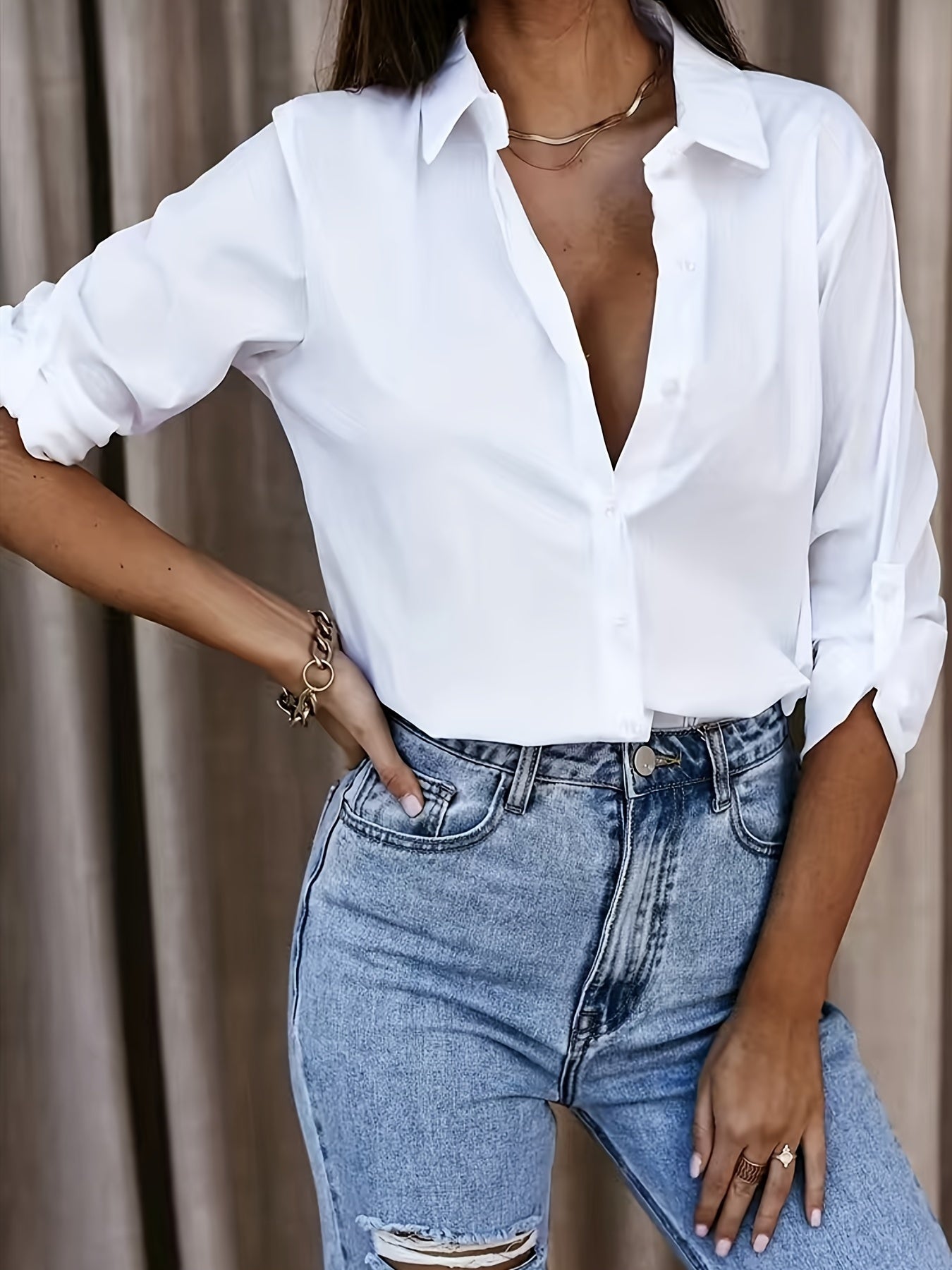Knop Voor Shirt - Opgerolde Mouwen & Klassieke Kraag