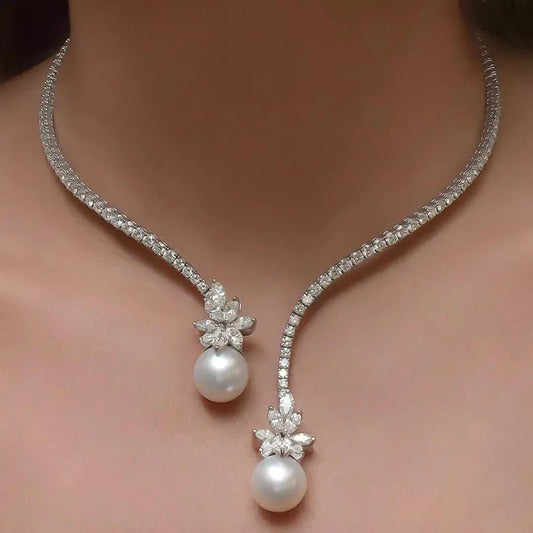 Elegante en stralende collier met sterling zilveren parels