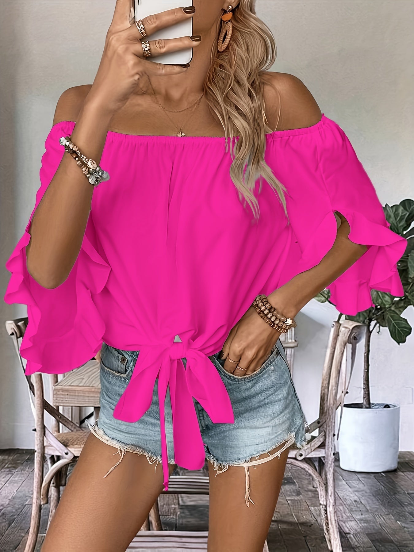 Ruffle Off-Shoulder Blouse - Knoop Hem & 3/4 Mouw Ontwerp
