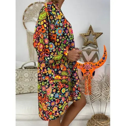 Elegante Damesjurk met V-Hals en Print