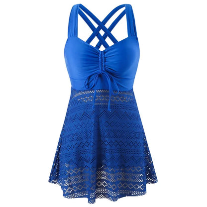 Elegante tankini die het buikje verbergt, met kanten rokje
