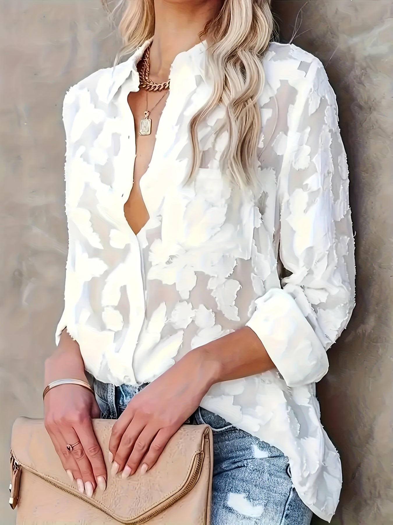 Transparante Knopenblouse - Lange Mouwen Ontwerp & Semi-Transparente Stof