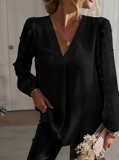V-Hals Blouse - Stippeltextuur en Lantaenmouwen Design