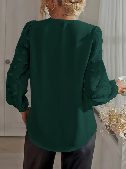 V-Hals Blouse - Stippeltextuur en Lantaenmouwen Design