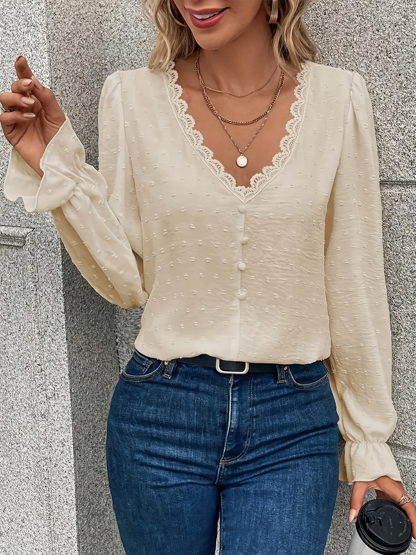 V-Hals Lange Mouwen Blouse - Kant Kraag en Lichtgewicht Stof