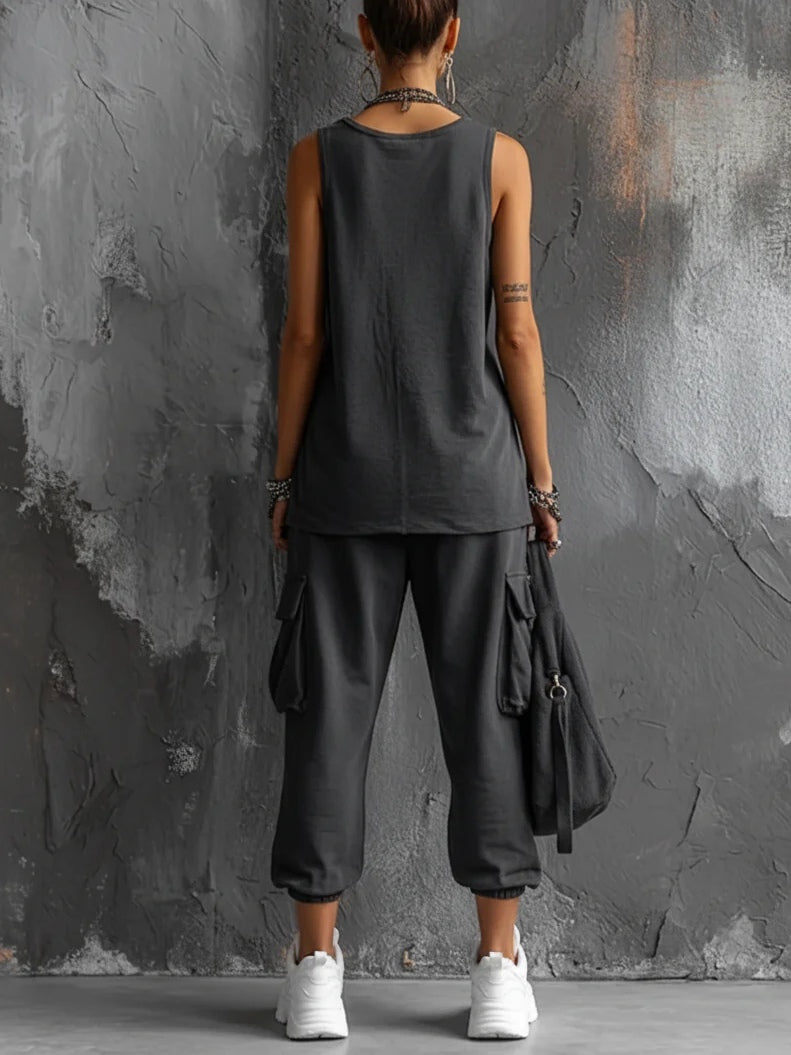 Eleonora | Compleet met Mouwloze Gilet en Cargo Jogger Broek