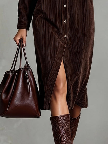 Jessy™ – Elegante Midi-jurk van zachte cord met borstzakken