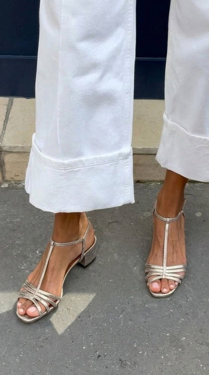Allegra Gouden Sandalen met Vierkante Hak