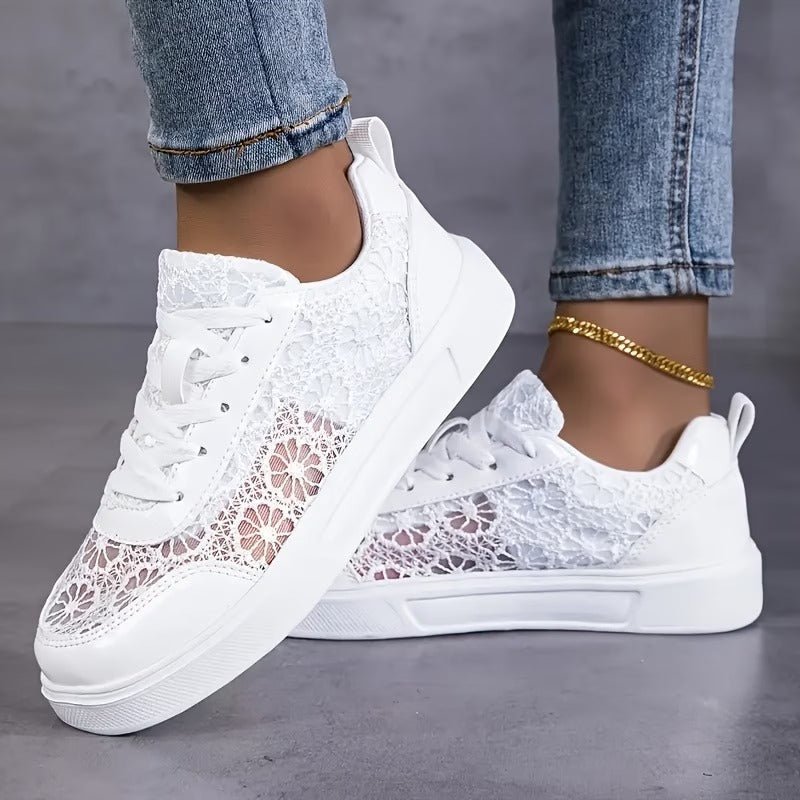 Alessa - Elegante sneakers van kant