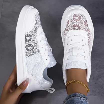 Alessa - Elegante sneakers van kant