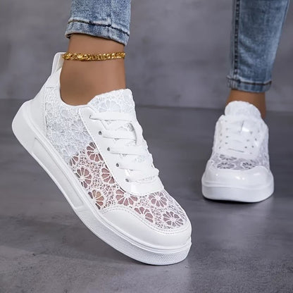 Alessa - Elegante sneakers van kant