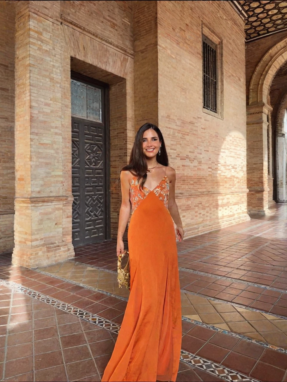 De Geleide Oranje Slip Dress