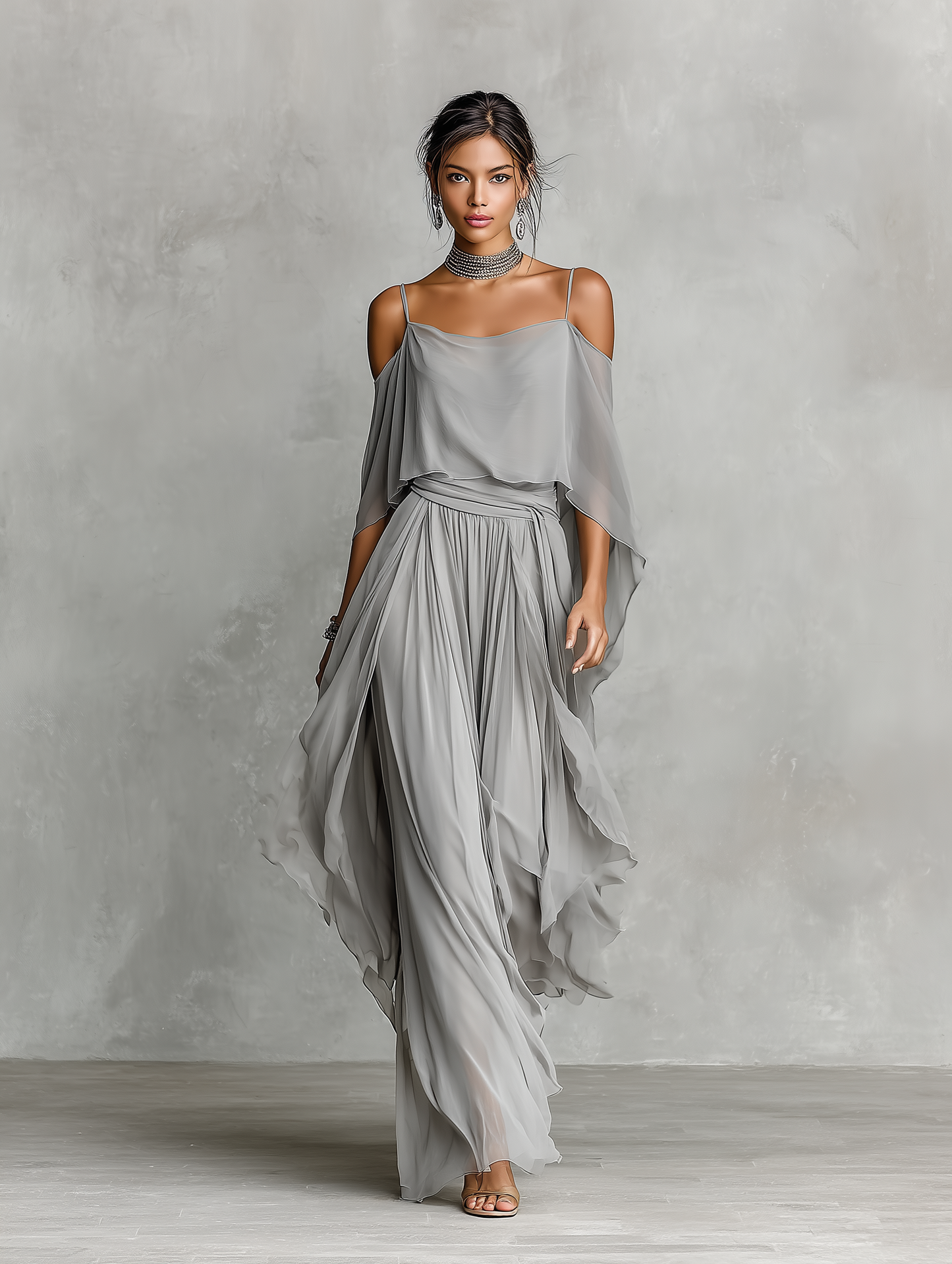 Dames Grijze Ademend Chiffon Set Met Cold-Shoulder Detail & Uitlopende Silhouet, Hedendaagse Luxe-Vrouwelijke Stijl Set MDZ2651B6I