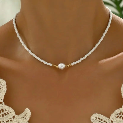 Minimalistische ketting met turkoois en parels