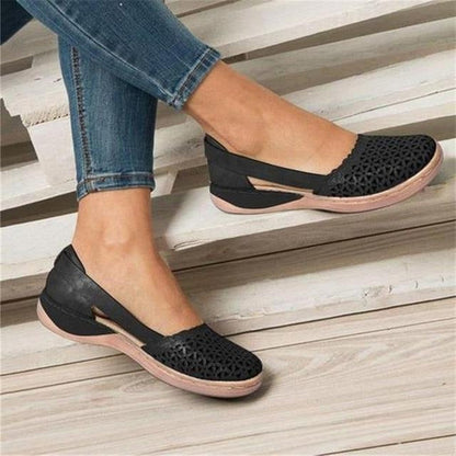 Marley | Opengewerkte mocassin met extra ruimte