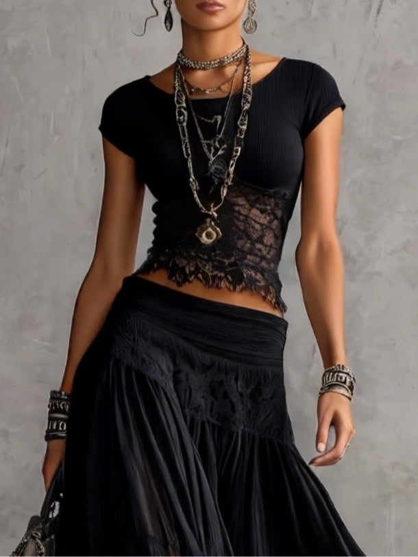 Rebecca | Compleet met Kant Top en Maxi Plissé Rok in Chiffon