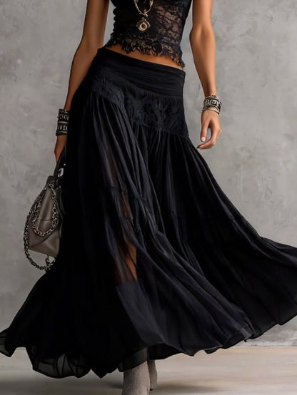 Rebecca | Compleet met Kant Top en Maxi Plissé Rok in Chiffon