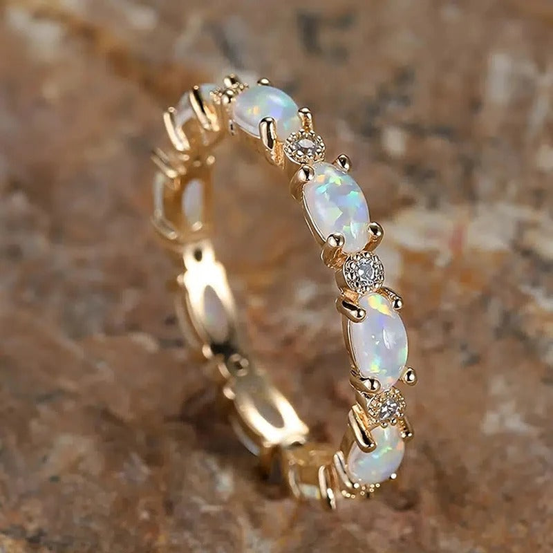Eternity Ring Opal Goud Vintage