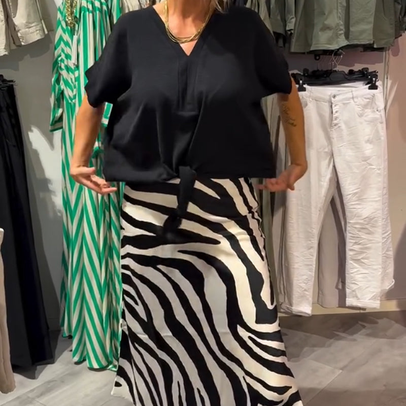 Top met strik aan de voorkant en midirok voor dames – Casual set