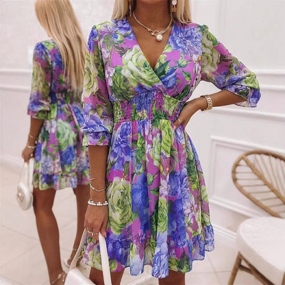 ⏰ A-lijn jurk met V-hals en bloemenprint – Gerimpelde taille, zoom met volants, perfect voor de zomer 🌸