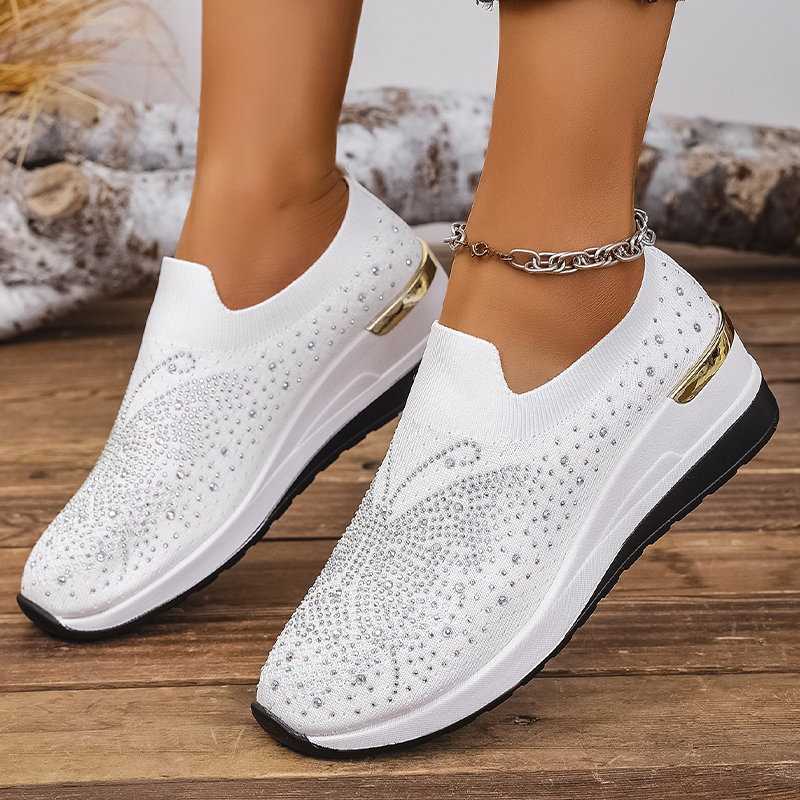 Slip-on sneakers voor dames met strasssteentjes en een vlindermotief